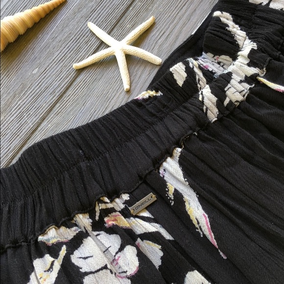 🌴☀️O’Neill MERIN FLORAL SKIRT☀️🌴 - Picture 8 of 8